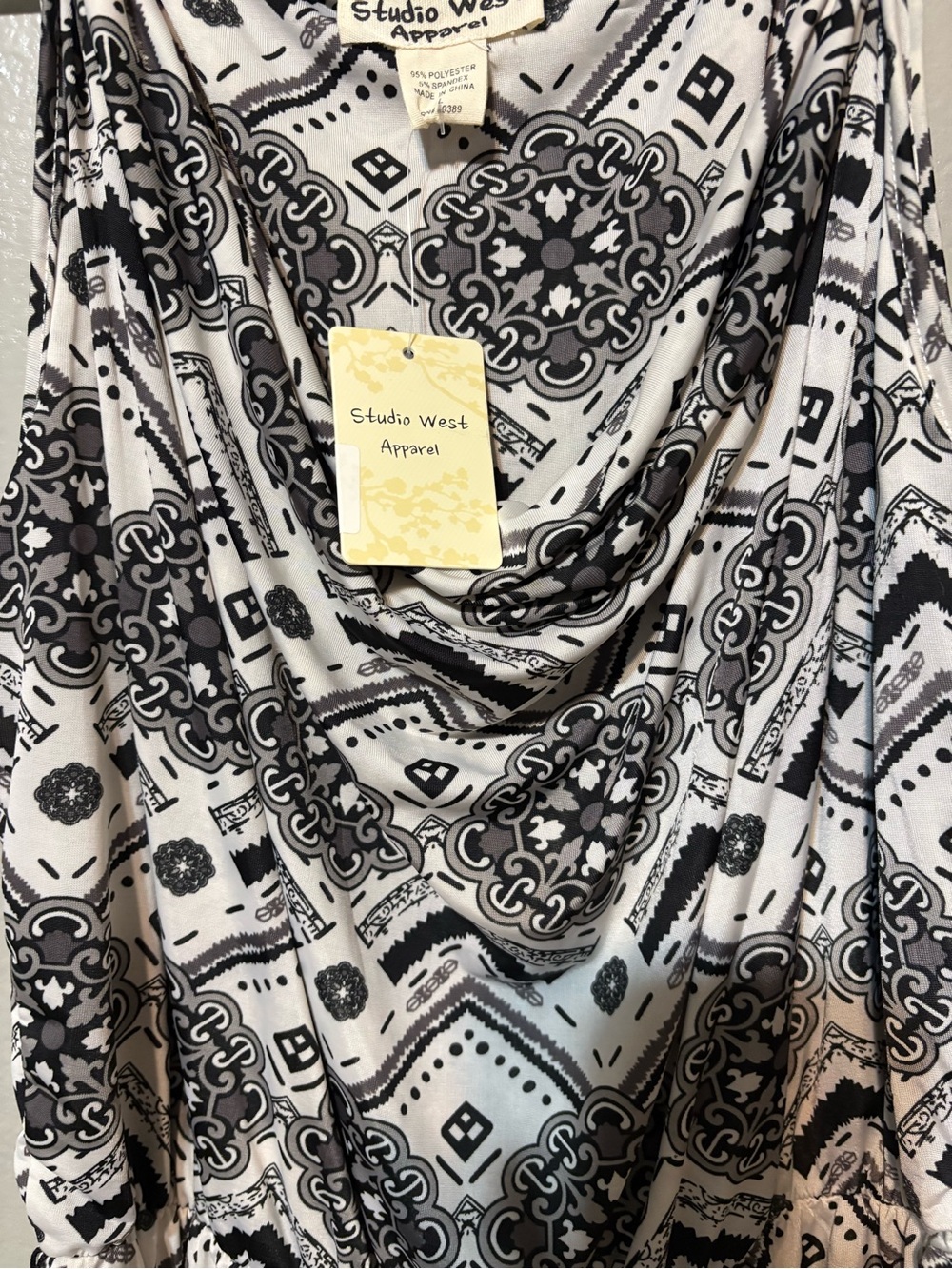 Women’s Sleeveless NWT Studio West Black & White Cowl Printed Midi Dress Size L - Picture 5 of 14